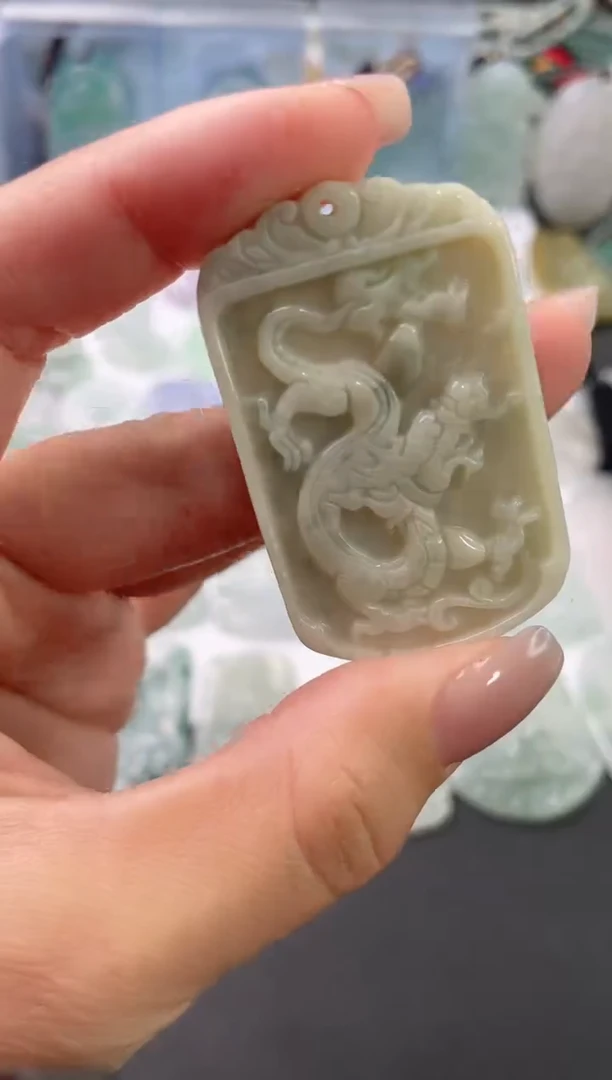 吊坠(不含链)未镶嵌翡翠多样性发其一