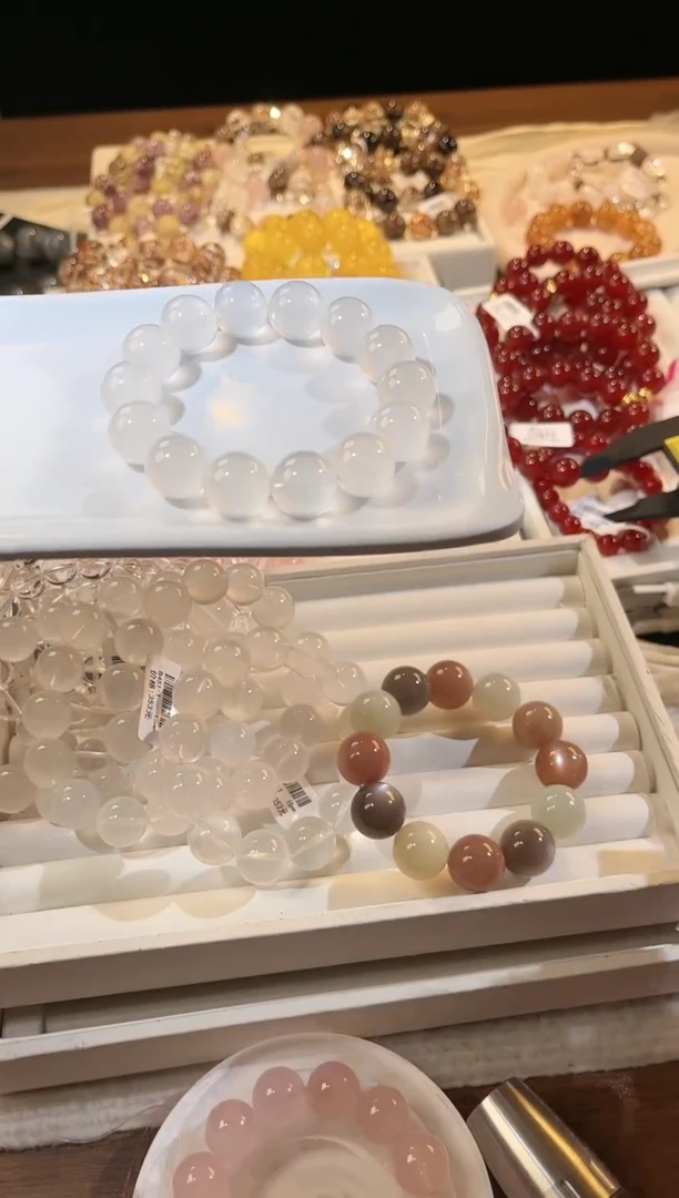 合成欧泊未镶嵌手串多样性发一Q44奶白15mm