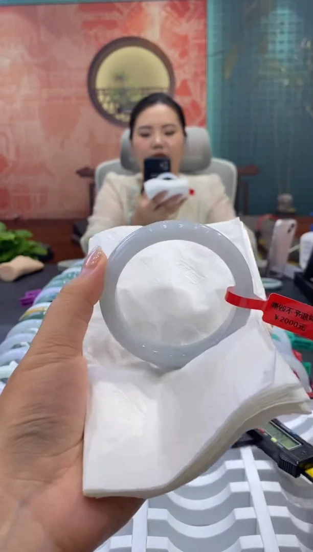 未镶嵌手镯翡翠多人00021335
