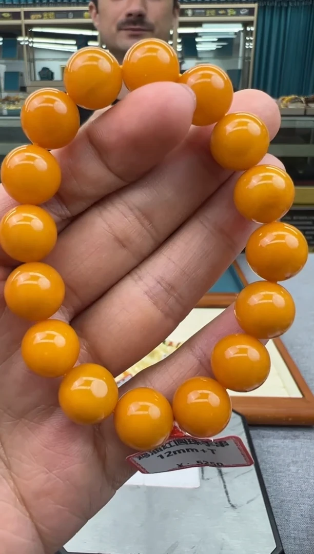 未镶嵌琥珀手链70秒拍号 假一罚三