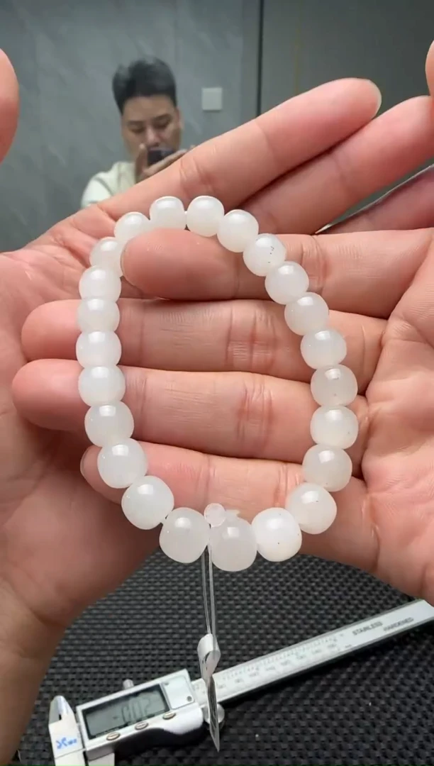 未镶嵌手串和田玉黑山料手串卡8x9