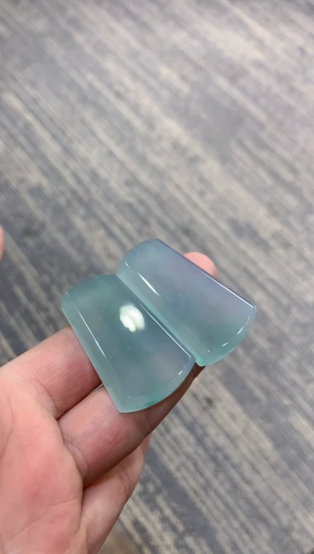 颈饰未镶嵌翡翠退*退