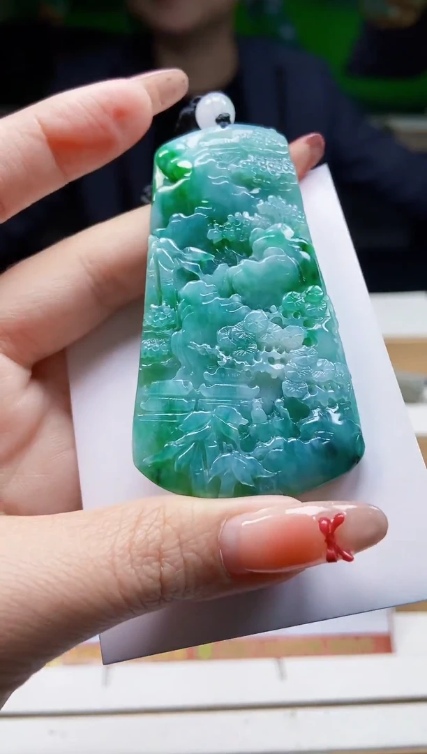 颈饰未镶嵌翡翠翡翠A货