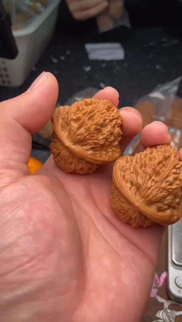 【闪购商品】文玩核桃把件G149号42尺水龙纹