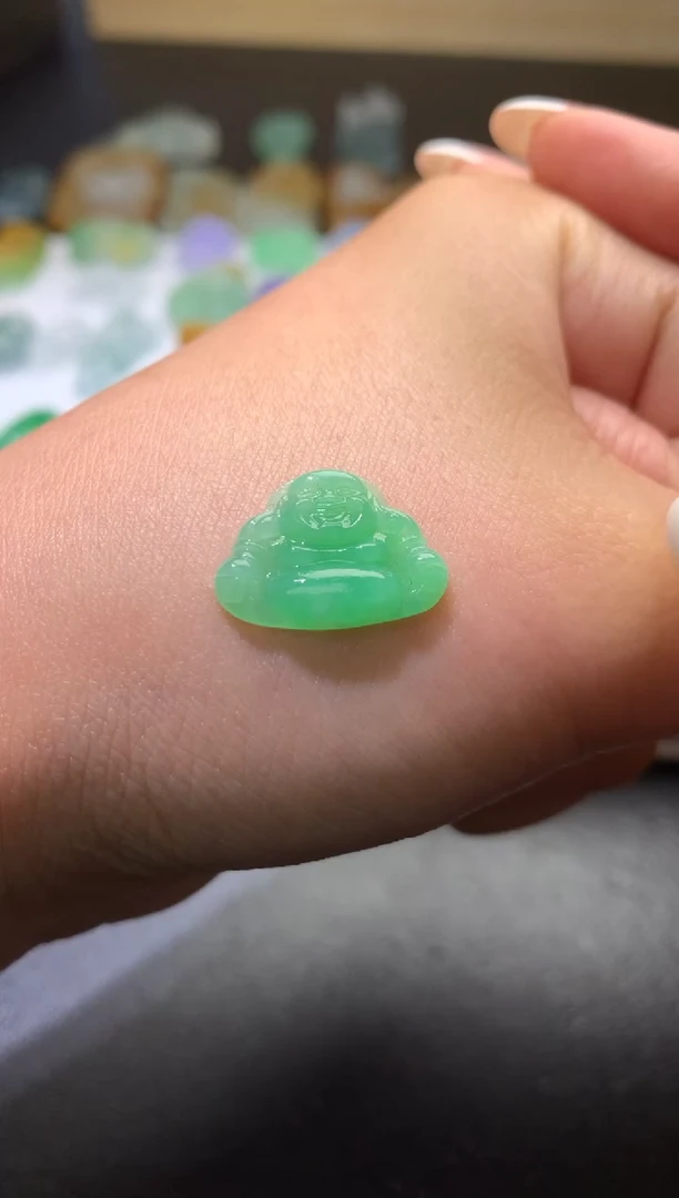 未镶嵌定制翡翠张*子毛货 12.7-17.7-3.2