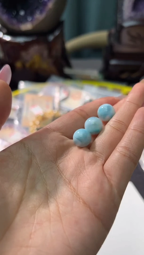 【闪购商品】水晶`未镶嵌179多样性发其一/