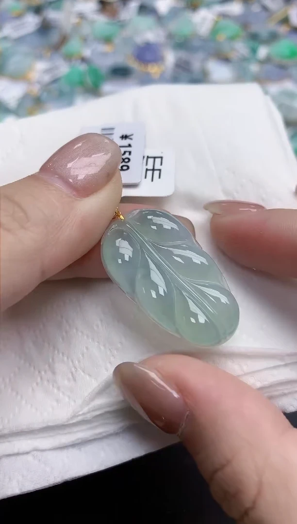 【闪购商品】翡翠颈饰18K金镶嵌天然缅甸翡翠A货