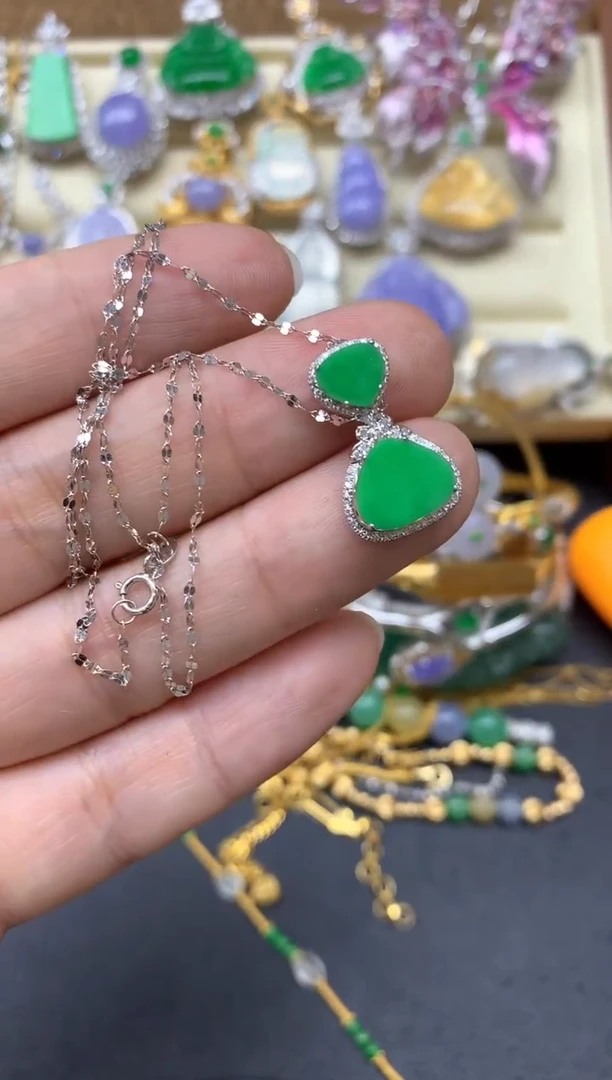 【闪购商品】翡翠颈饰18K金镶嵌427-中国好珍宝