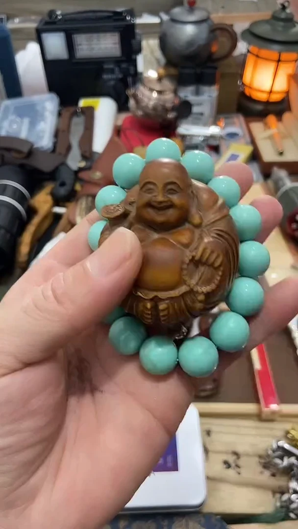 瓷片闪购商品 如图所示