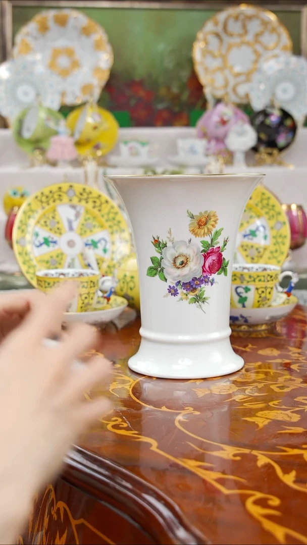 摆件米多家中古瓷器如图所示82