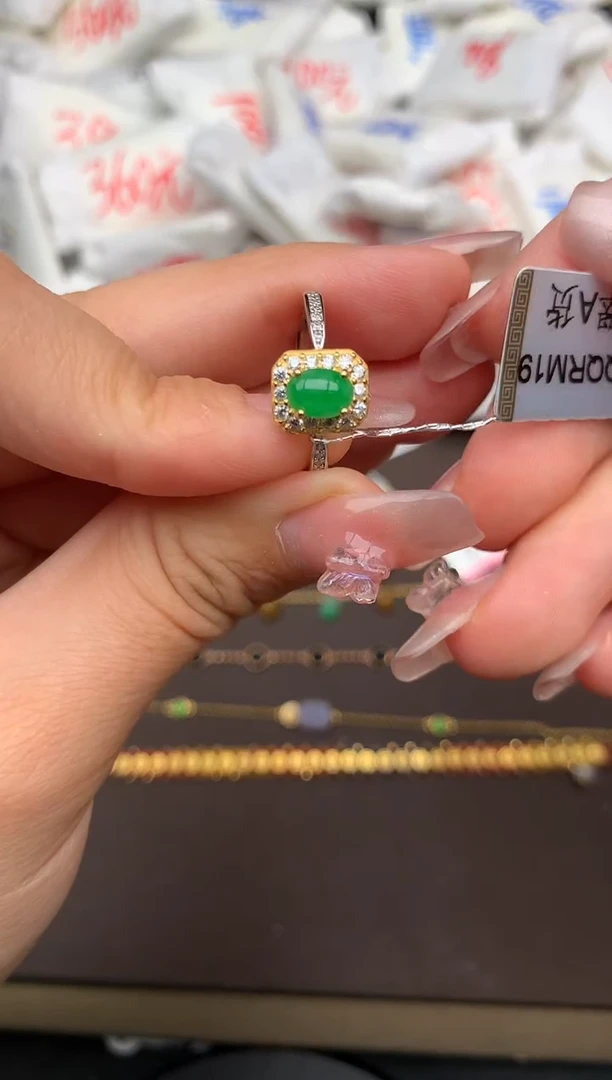 翡翠挂件银S925镶嵌一