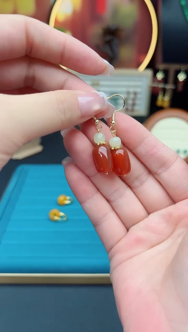 玛瑙/玉髓耳饰银S925镶嵌335000
