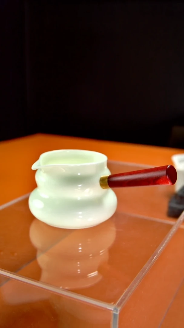 其他陶瓷《言泥陶瓷》璞玉绿豆冰冻瓷系列 公道杯