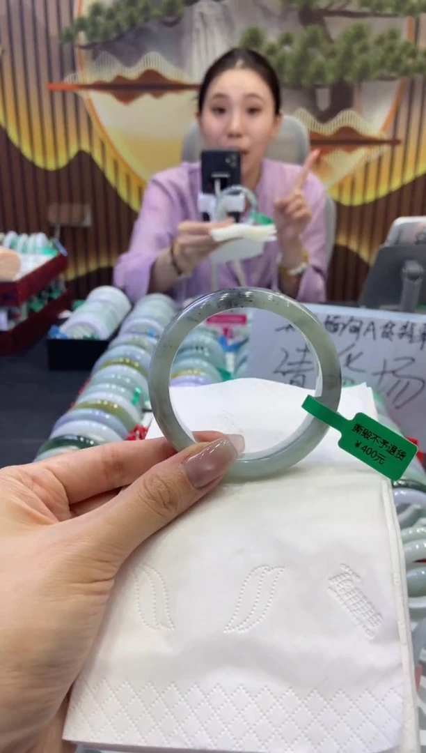 翡翠手镯未镶嵌00008638