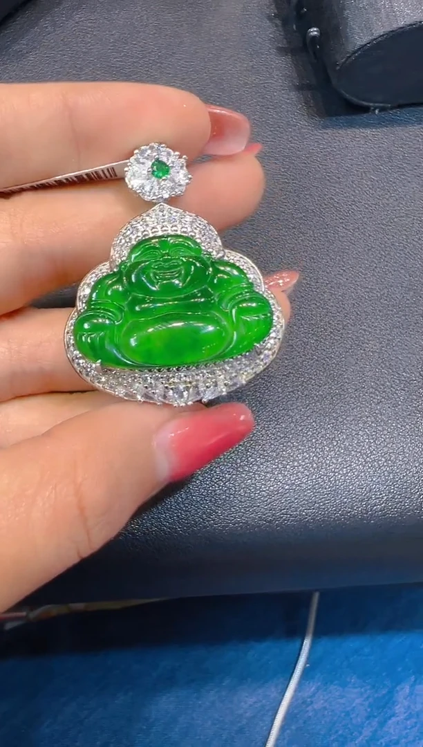 【闪购商品】翡翠吊坠(赠链)银S925镶嵌011  （多样性发货）