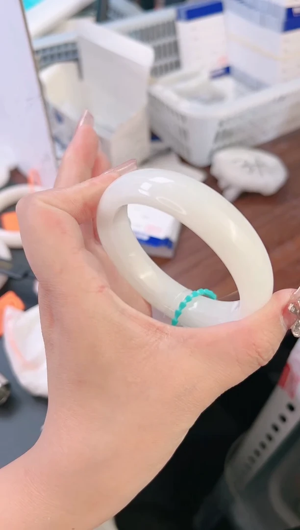 未镶嵌手镯和田玉12T40-56