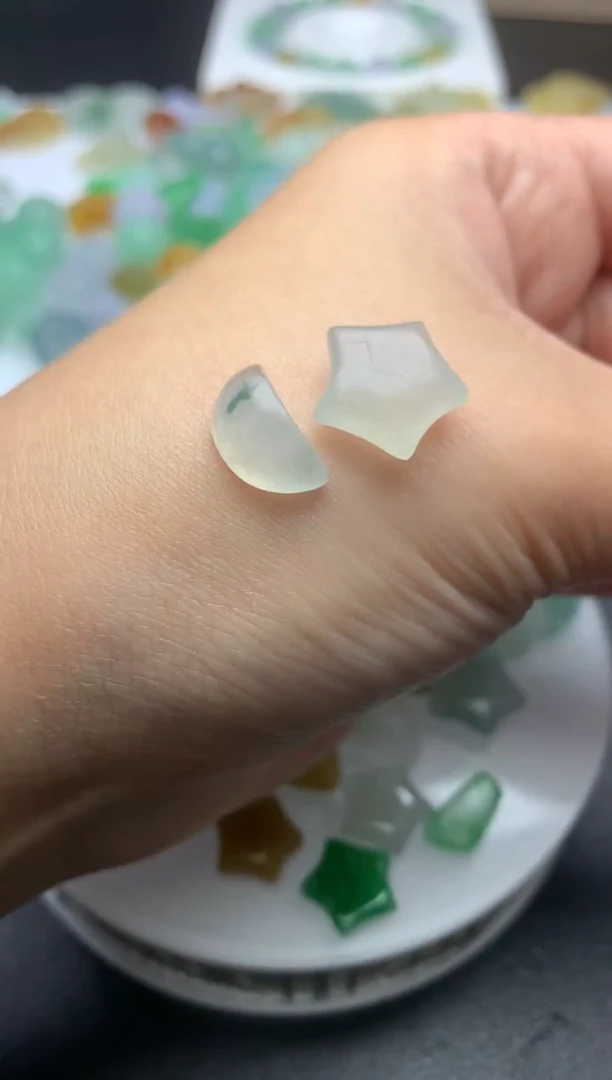 【闪购商品】定制翡翠未镶嵌毛货