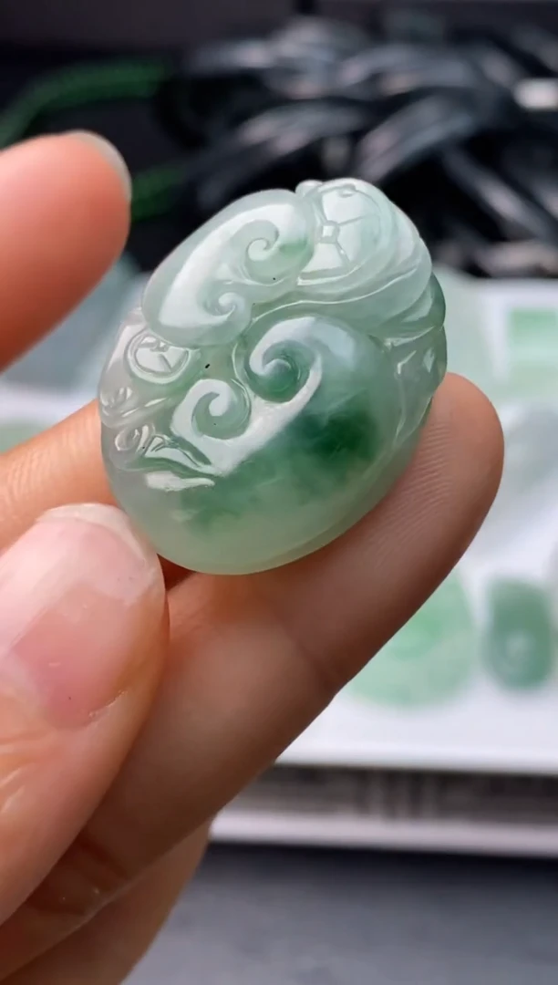 【闪购商品】定制翡翠未镶嵌翡翠毛货~