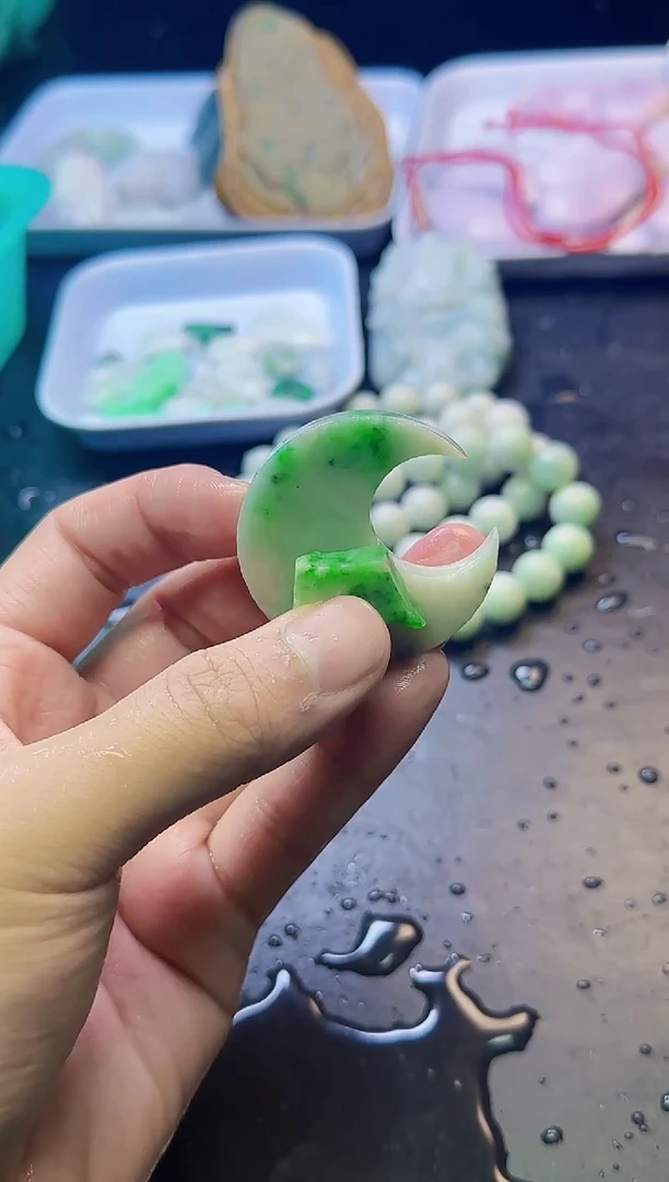 颈饰未镶嵌翡翠063天然A货翡翠