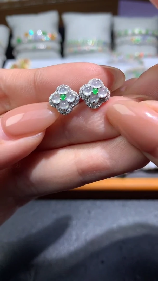 颈饰银S925镶嵌翡翠净货