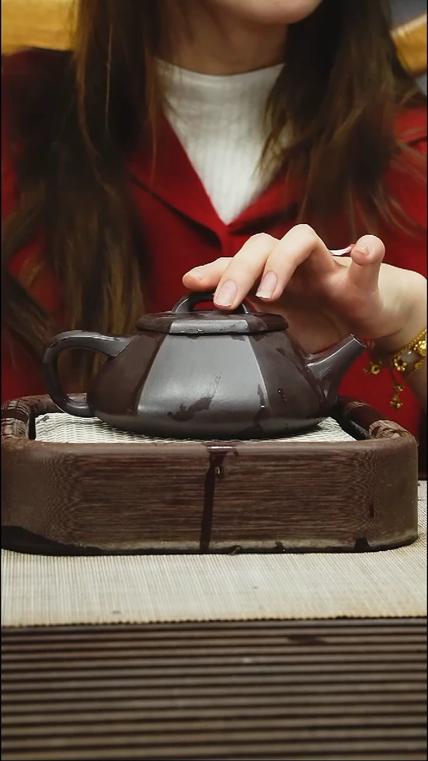 茶壶紫砂300  毫升