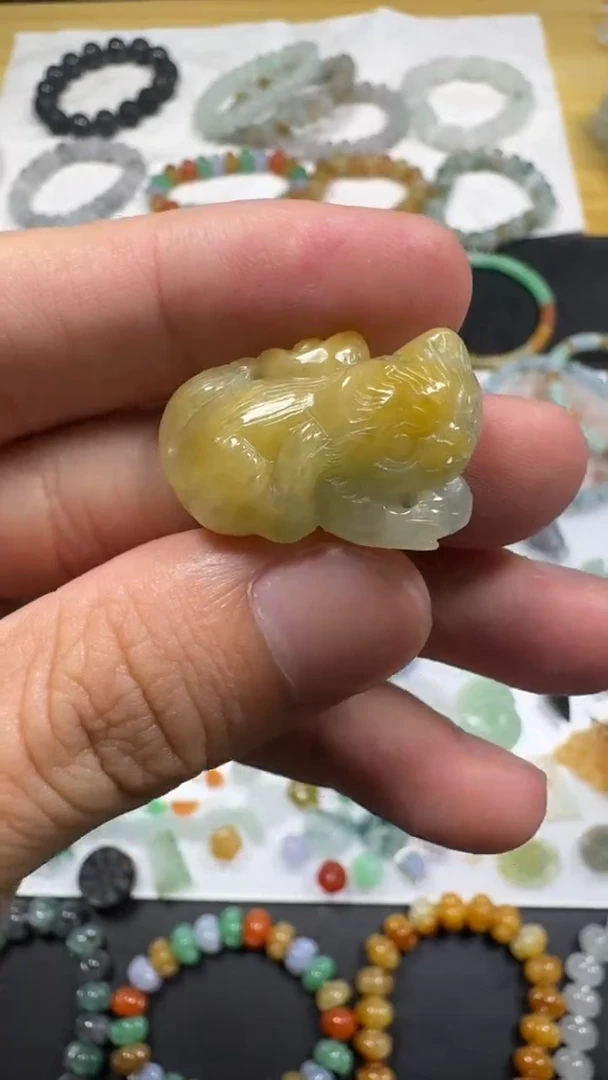 翡翠未镶嵌颈饰【闪购商品】 天然翡翠