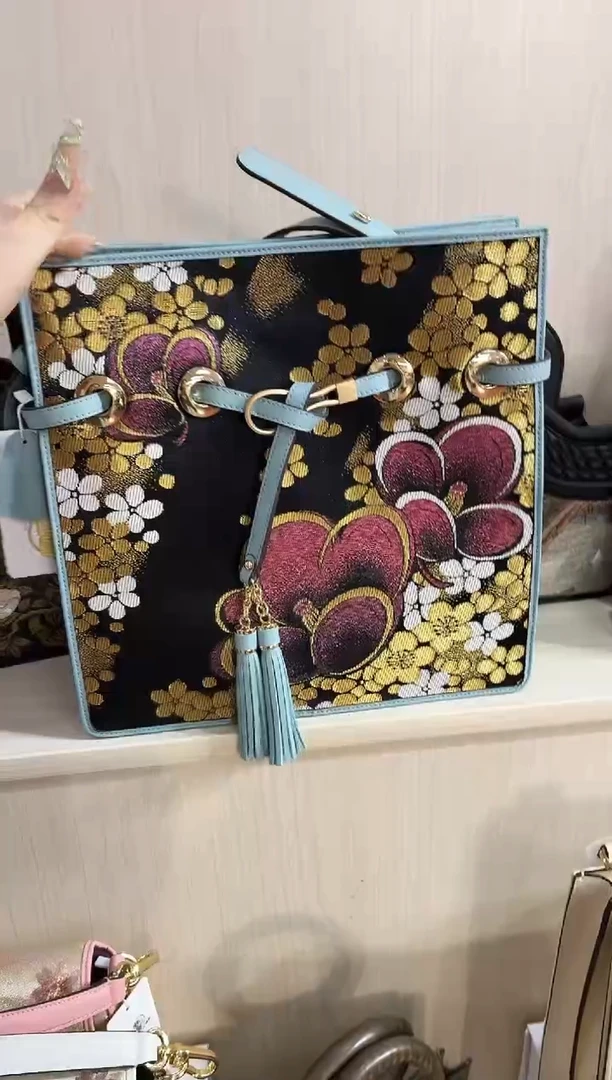 织物M*x蓝色丝巾包