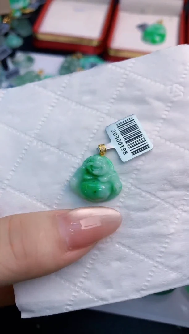 翡翠18K金镶嵌吊坠(不含链)1