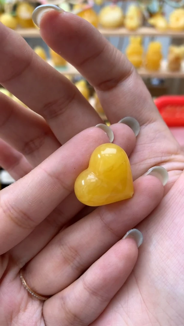 琥珀未镶嵌珠宝奇石130琥珀蜜蜡微瑕