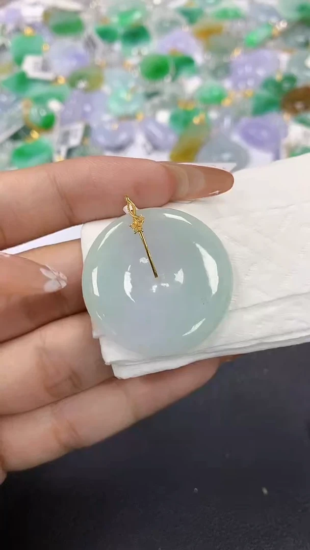 颈饰18K金镶嵌翡翠a货假一赔三支持复检百元上9元证书费自理