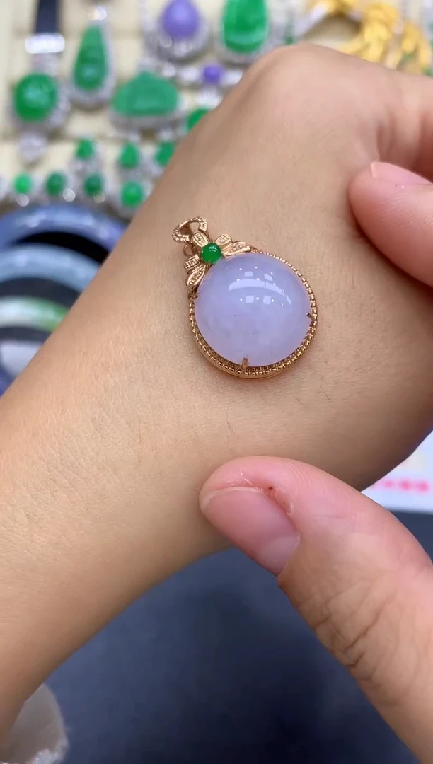 颈饰18K金镶嵌翡翠359-中国好珍宝