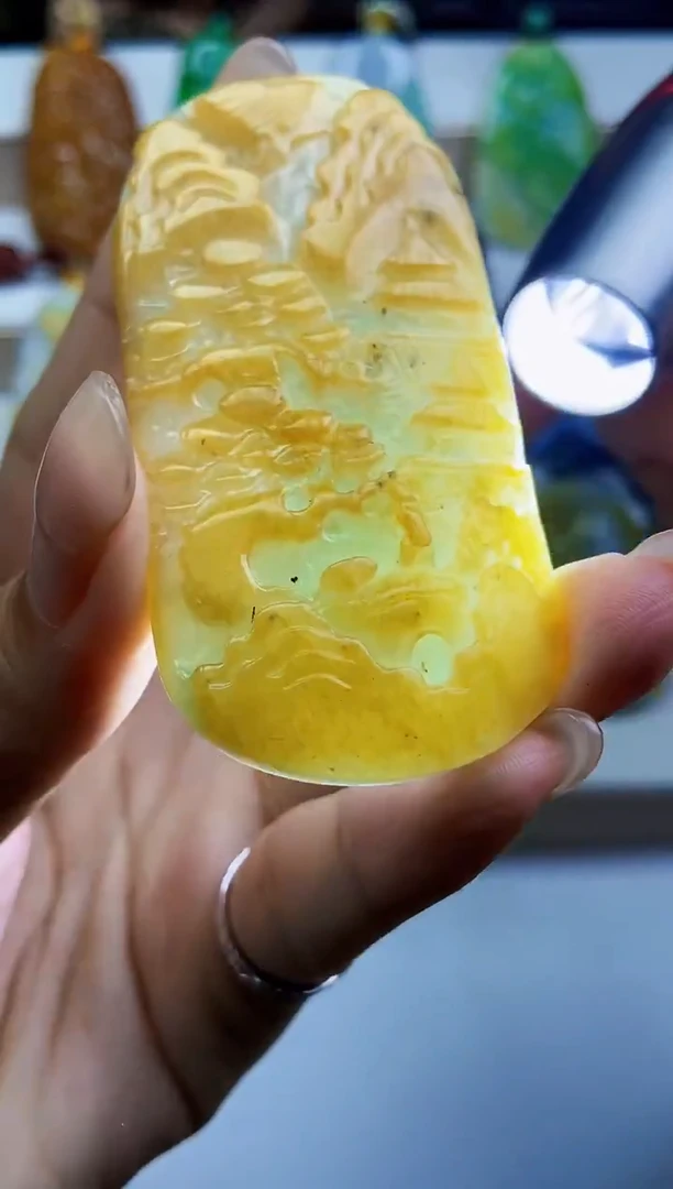 颈饰未镶嵌翡翠翡翠A货