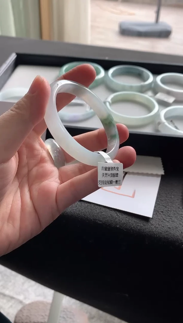 未镶嵌手镯翡翠53贵妃Y4610买断