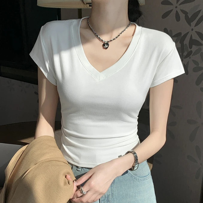 夏季清凉新款修身正肩V领短袖T恤女百搭收腰显瘦高级感上衣小众款