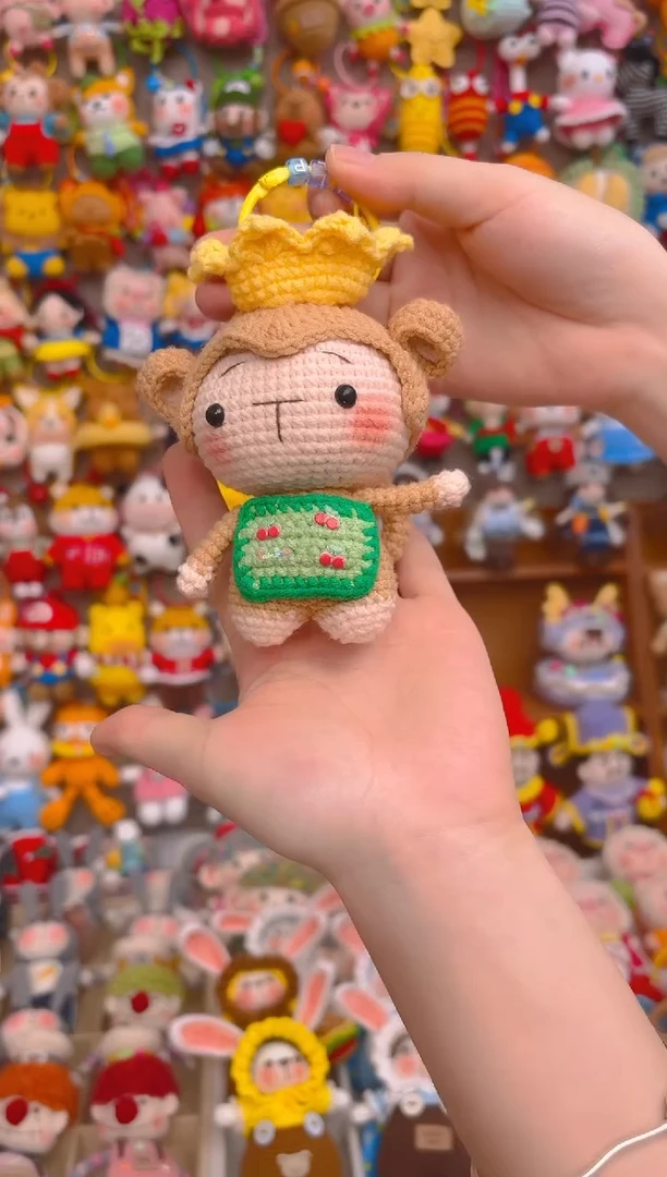 纯手工制作毛线钩织成品猴子