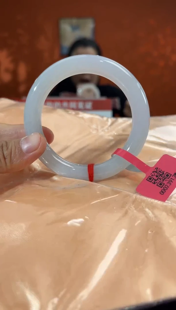 未镶嵌手镯翡翠翡翠手镯