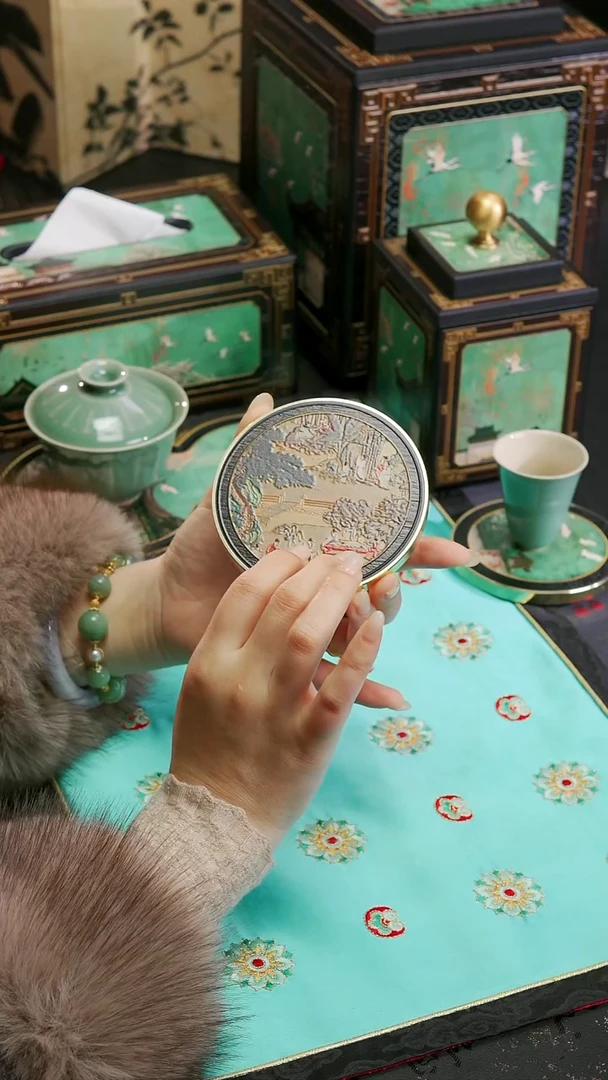 壹藏贰宝西园雅集图铜圈杯垫