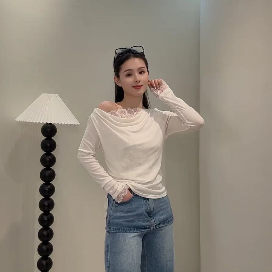 【ZS推荐】2025春季新款显瘦时尚复古毛边设计感蕾丝拼接上衣