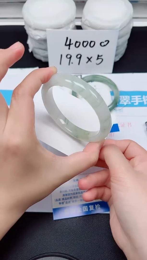 【闪购商品】石英质玉手镯未镶嵌G40-61.6