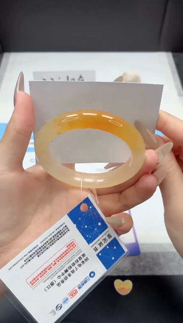 石英质玉手镯未镶嵌5/黄龙56.6