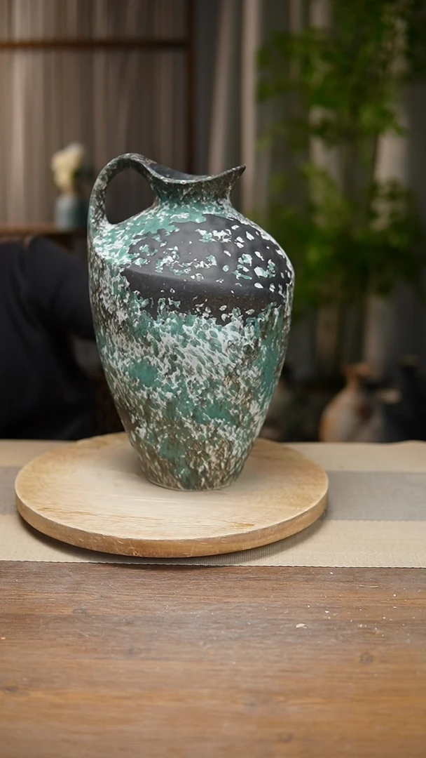 【闪购商品】陶瓷 花器涂鸦绿奶壶