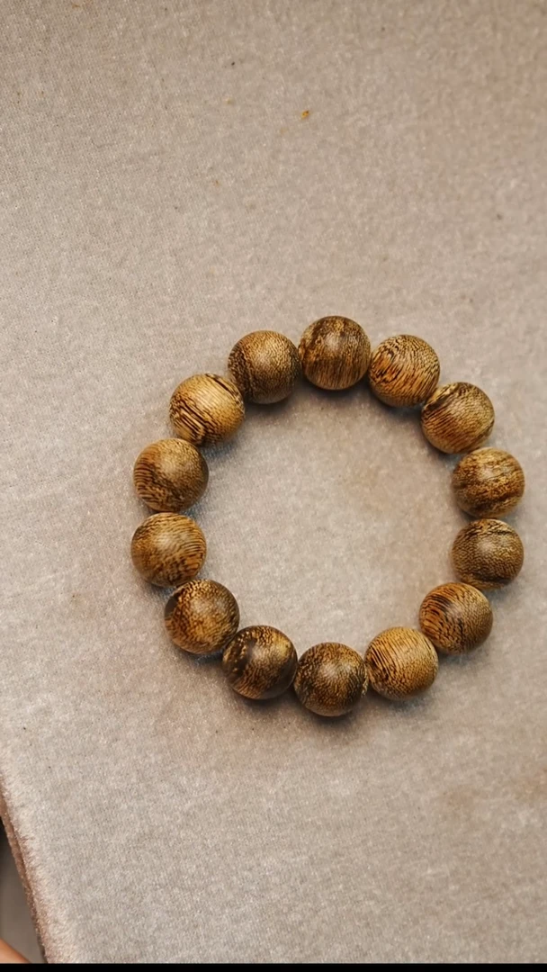 沉香手串文莱软丝蛇皮纹单圈16mm   03264