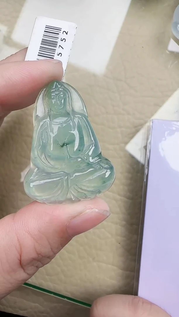 颈饰未镶嵌翡翠缅甸翡翠a货