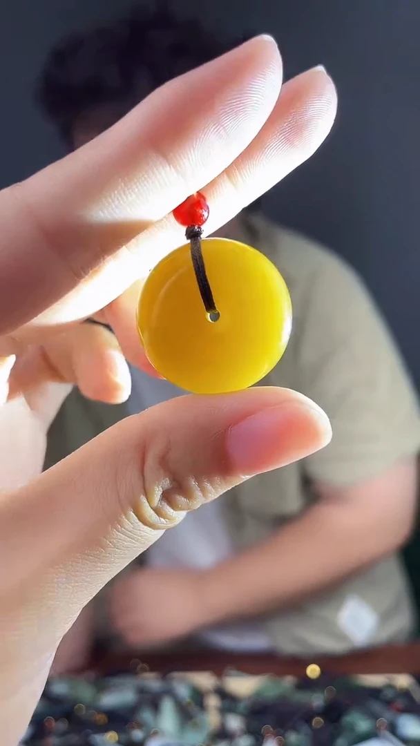 和田玉未镶嵌颈饰拍一发一，多样性发货