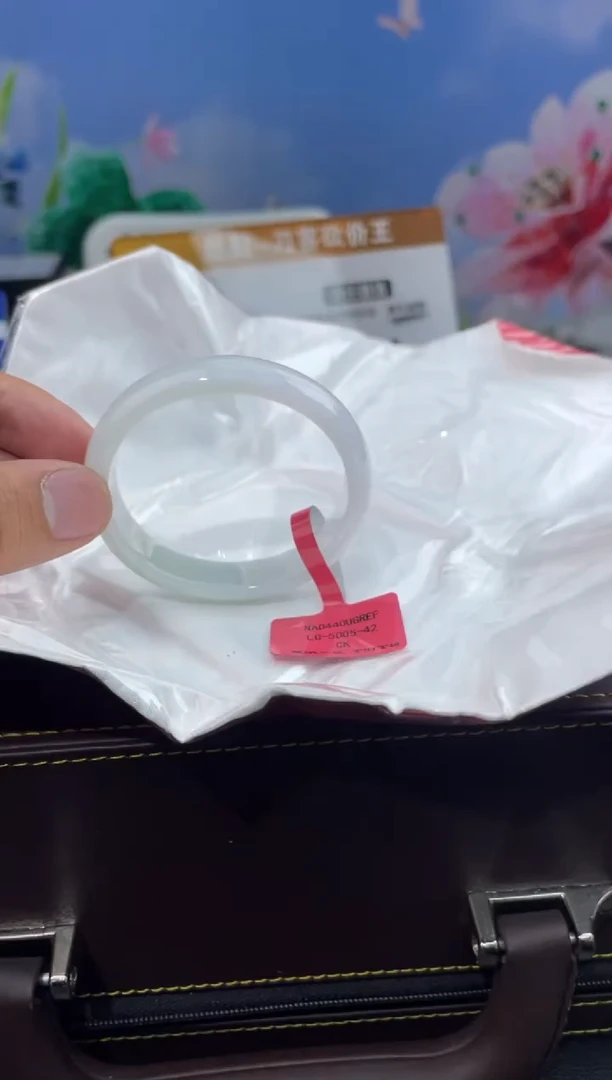 翡翠手镯未镶嵌25翡翠手镯