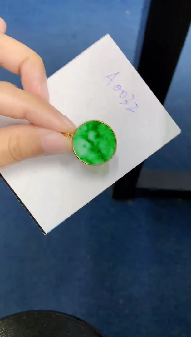 【闪购商品】翡翠颈饰18K金镶嵌000000000