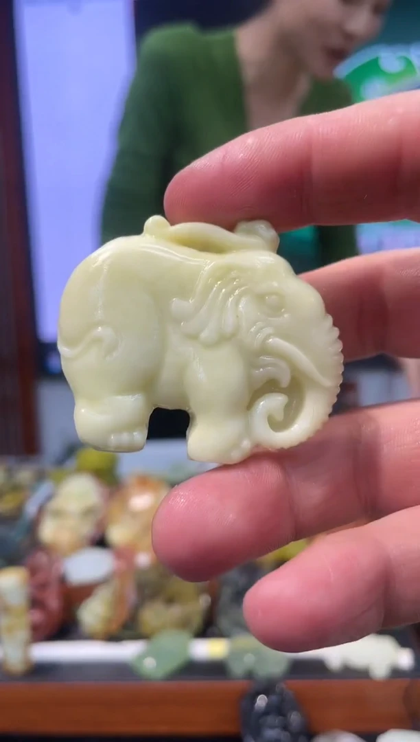 【闪购商品】岫玉吊坠未镶嵌多样性发货*拍一发一