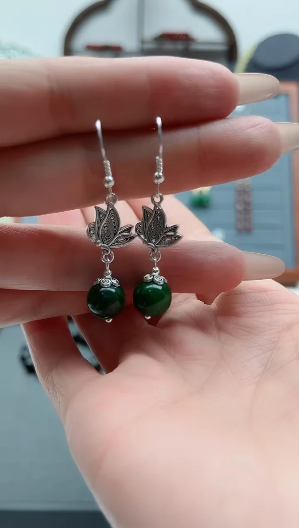 【闪购商品】石英质玉耳饰银S925镶嵌692甘青