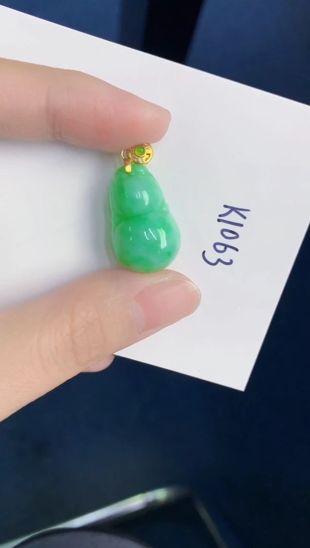 颈饰未镶嵌翡翠天然翡翠缅甸A货