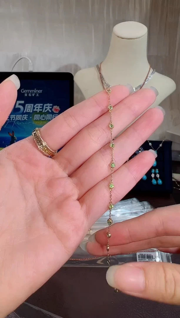 18K金镶嵌手链石榴石BB5197#-Y#46